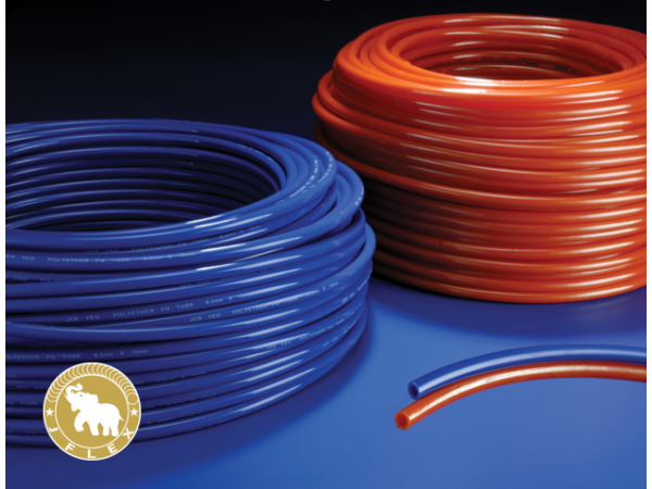 7-2 TUBE TRESSÉ EN PU